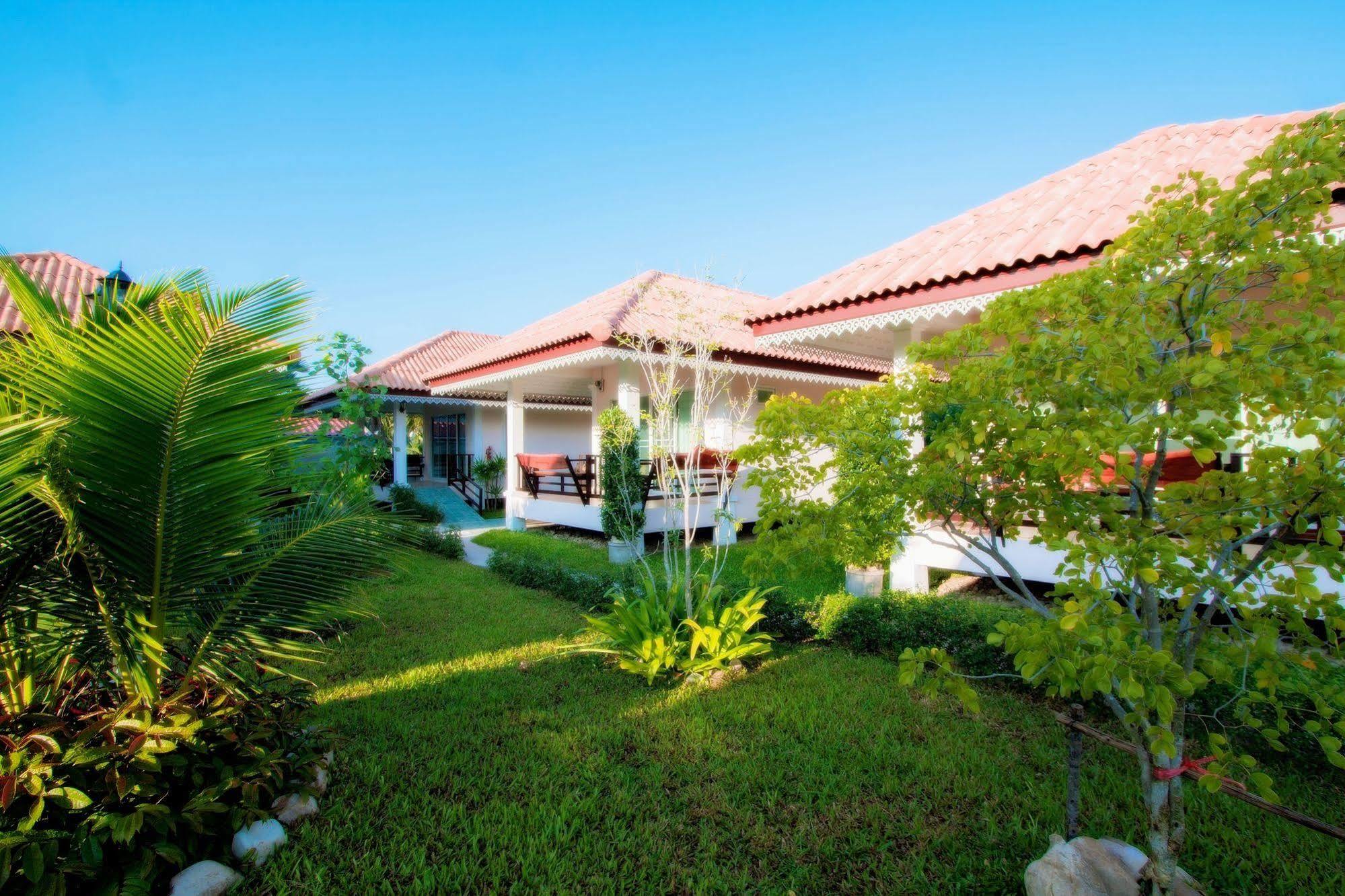 Baan Opun Garden Resort Hua Hin Exterior photo