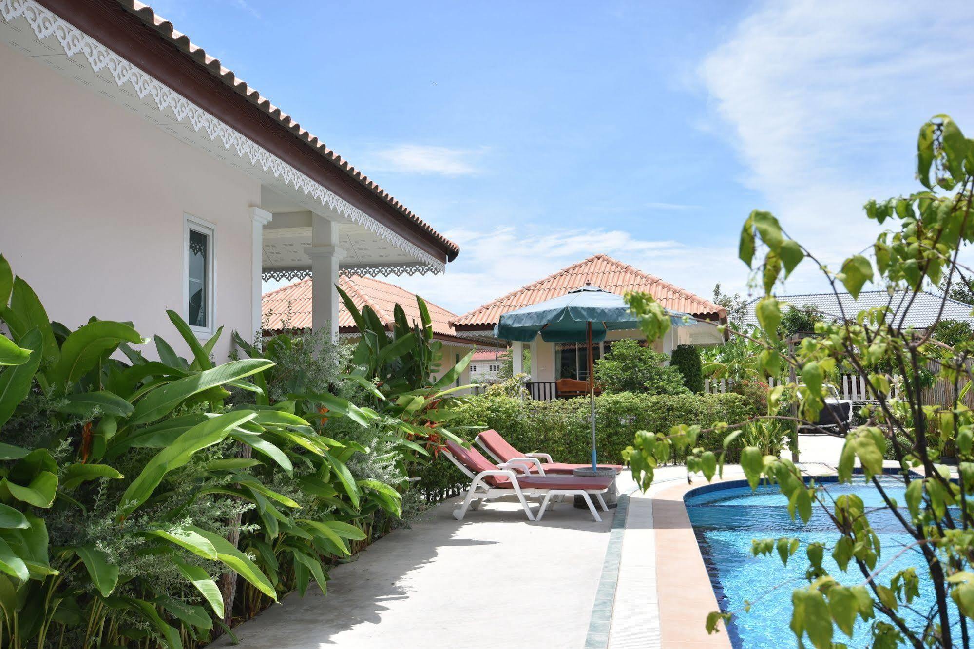 Baan Opun Garden Resort Hua Hin Exterior photo