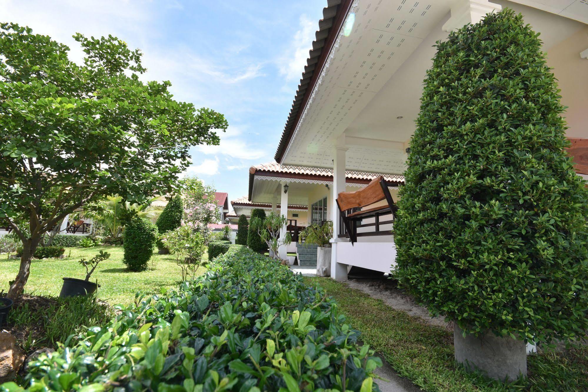 Baan Opun Garden Resort Hua Hin Exterior photo